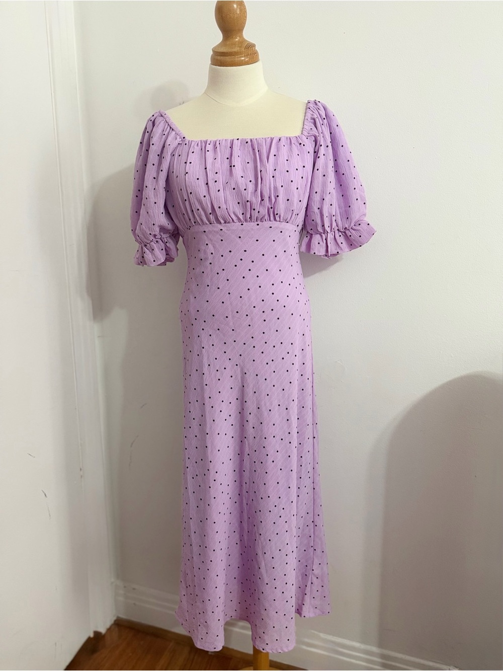 SÀVEL Lavender Puff-Sleeve Midi Dress with Polka Dots